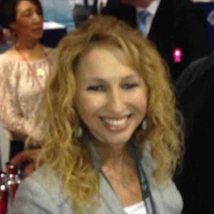 Meet your Posher, Sharon